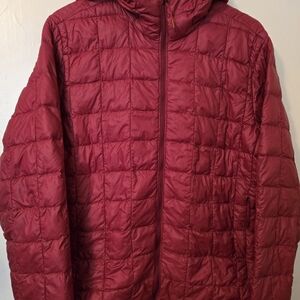 The North Face Burgundy Quilted Puff Jacket L